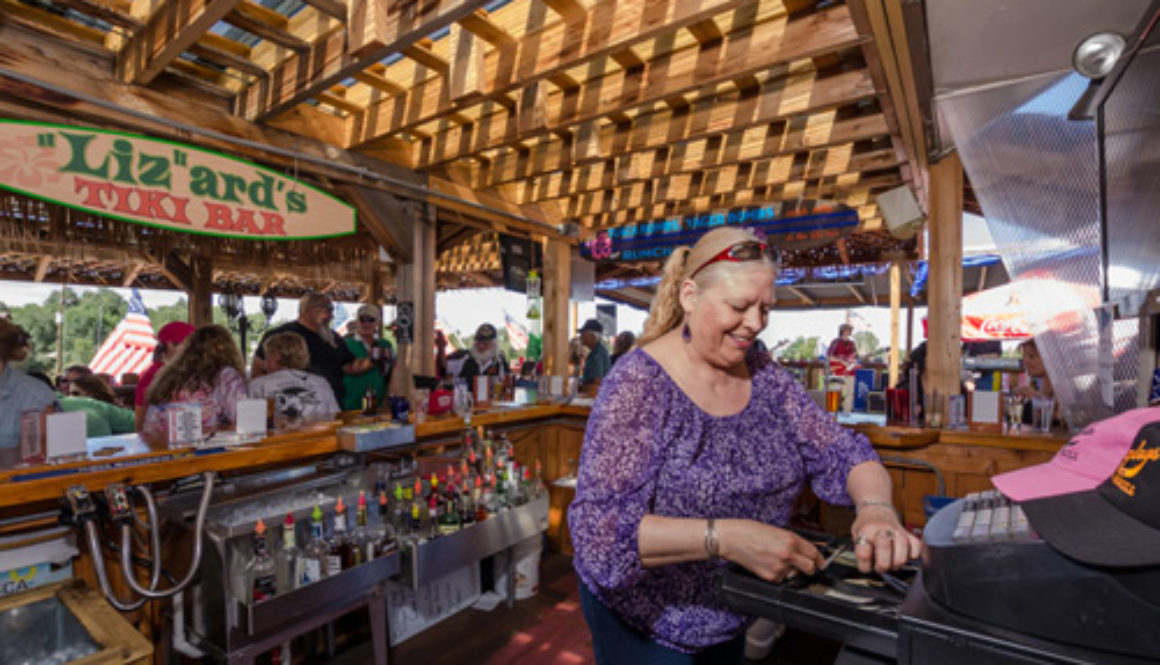 Denver-Tiki-Bar-Wrigleys-8252-500px